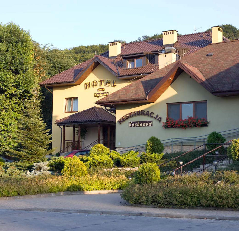 Hotel Kochanow Kochanow  ภายนอก รูปภาพ