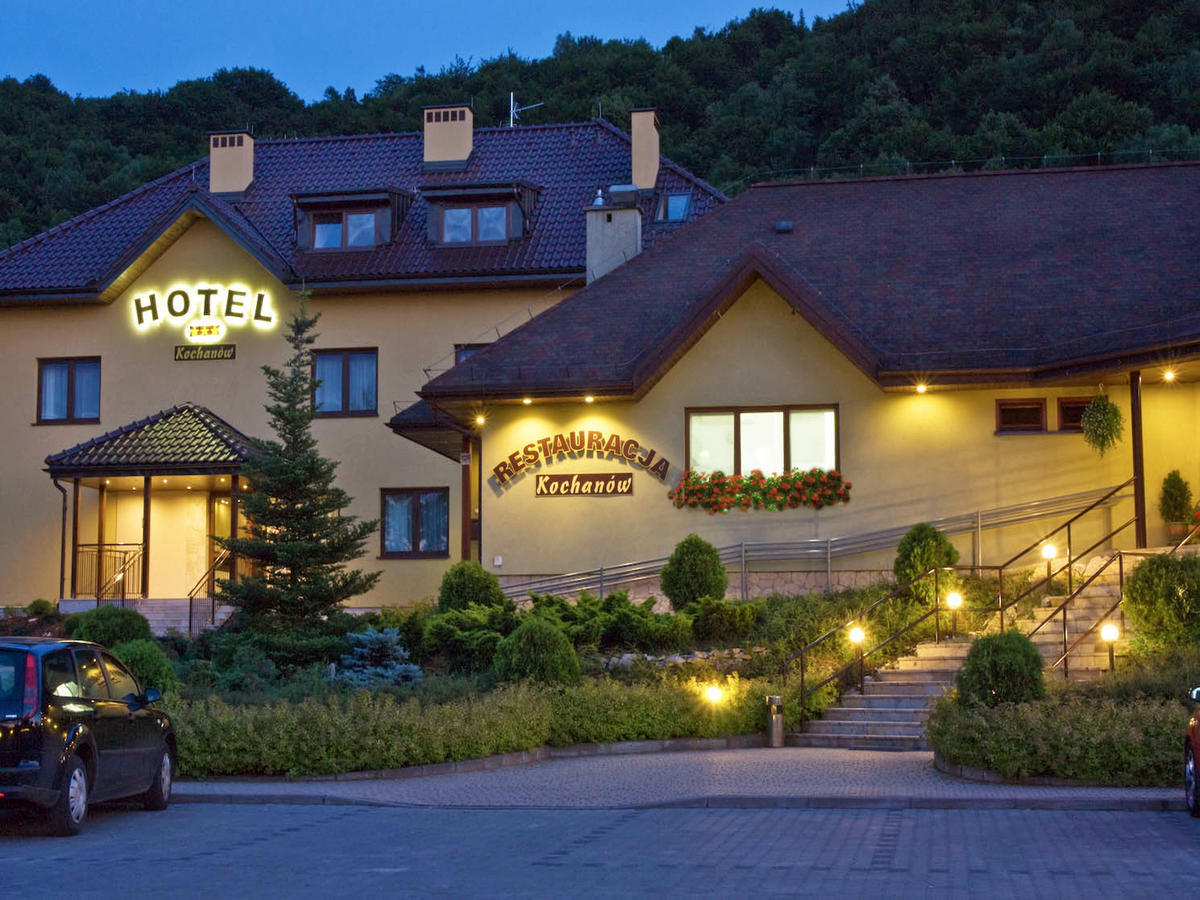 Hotel Kochanow Kochanow  ภายนอก รูปภาพ