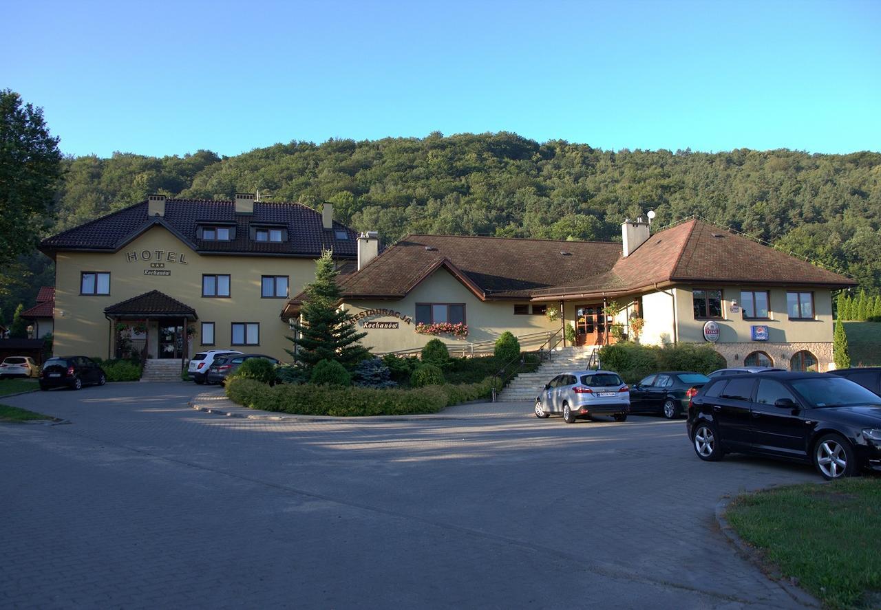 Hotel Kochanow Kochanow  ภายนอก รูปภาพ